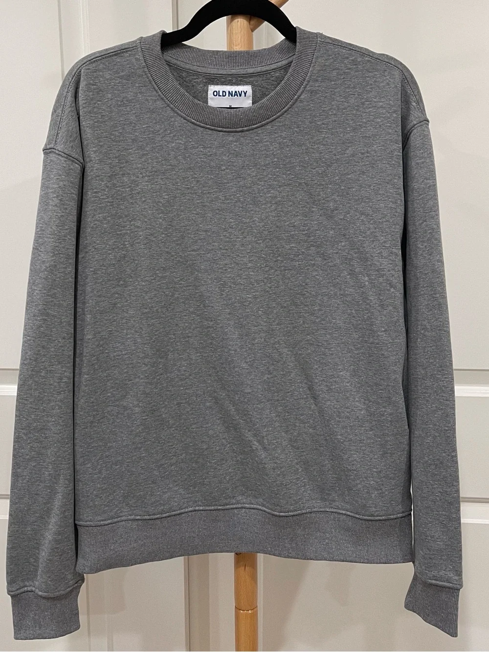 Old Navy Men's Gray Crewneck Sweatshirt